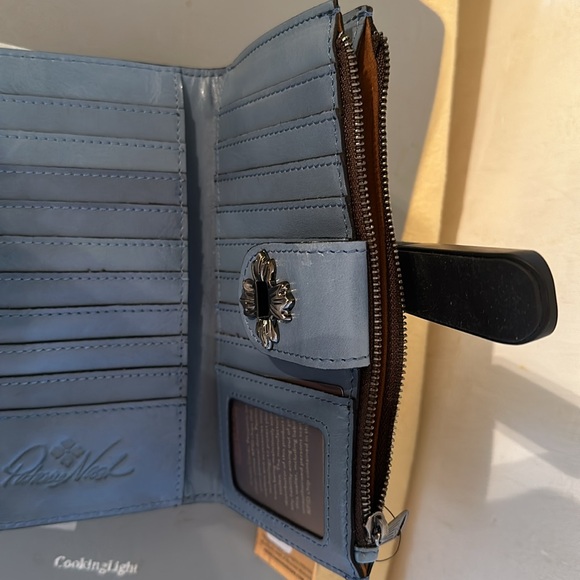 Wallet - Picture 4 of 7